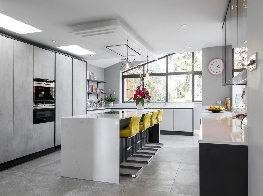 Modern bespoke kitchens design at Moylans